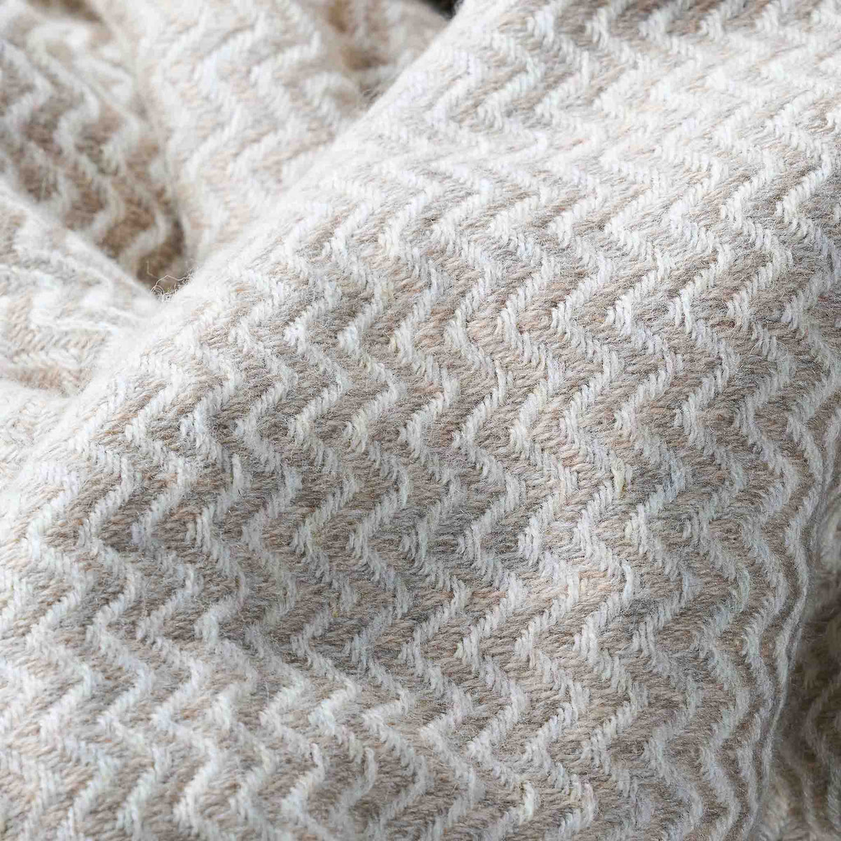 Throw – Camel Wave IV