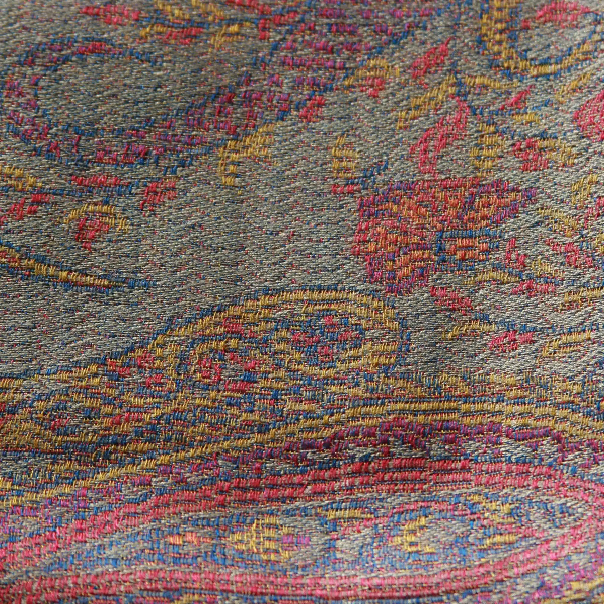 Cashmere Silk Jacquard Wrap – Dusty Rose Paisley – Rose Warm