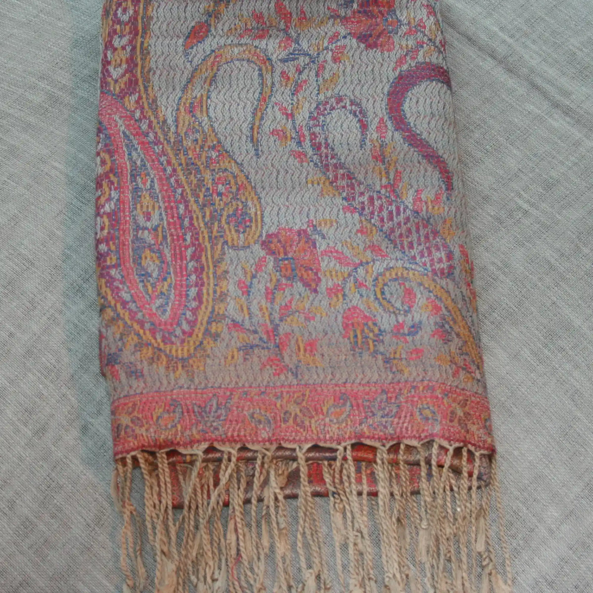 Cashmere Silk Jacquard Wrap – Dusty Rose Paisley – Rose Warm