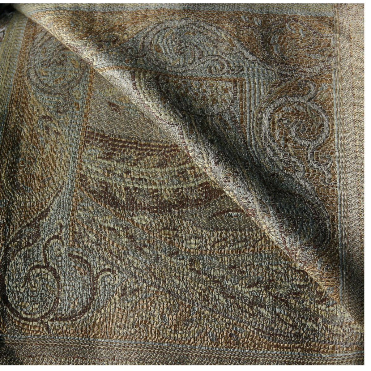 Cashmere Silk Jacquard Wrap – Emerald Paisley – Light Emerald Green and Gold