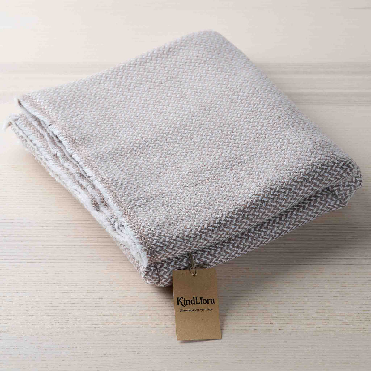 Throw – Dark Camel