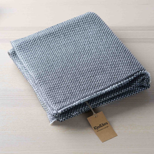 Throw – Black Beige