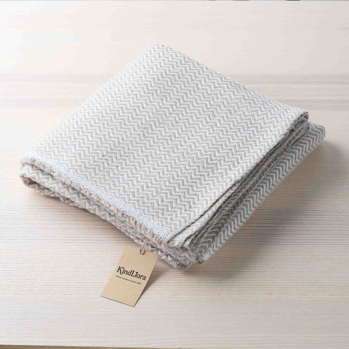 Throw – Camel Wave