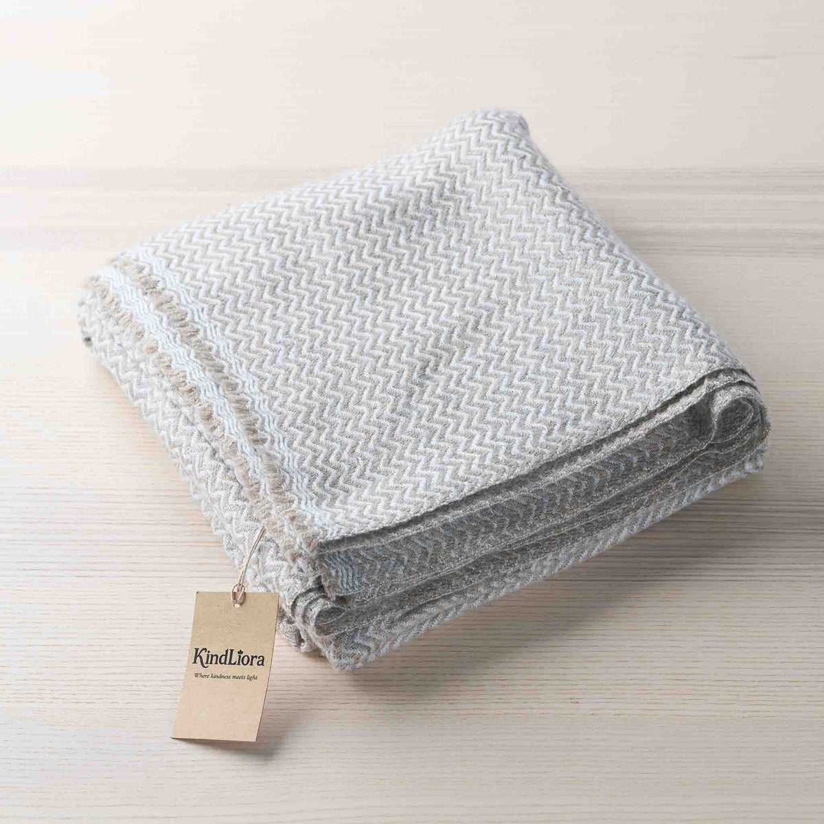Throw – Camel Wave III
