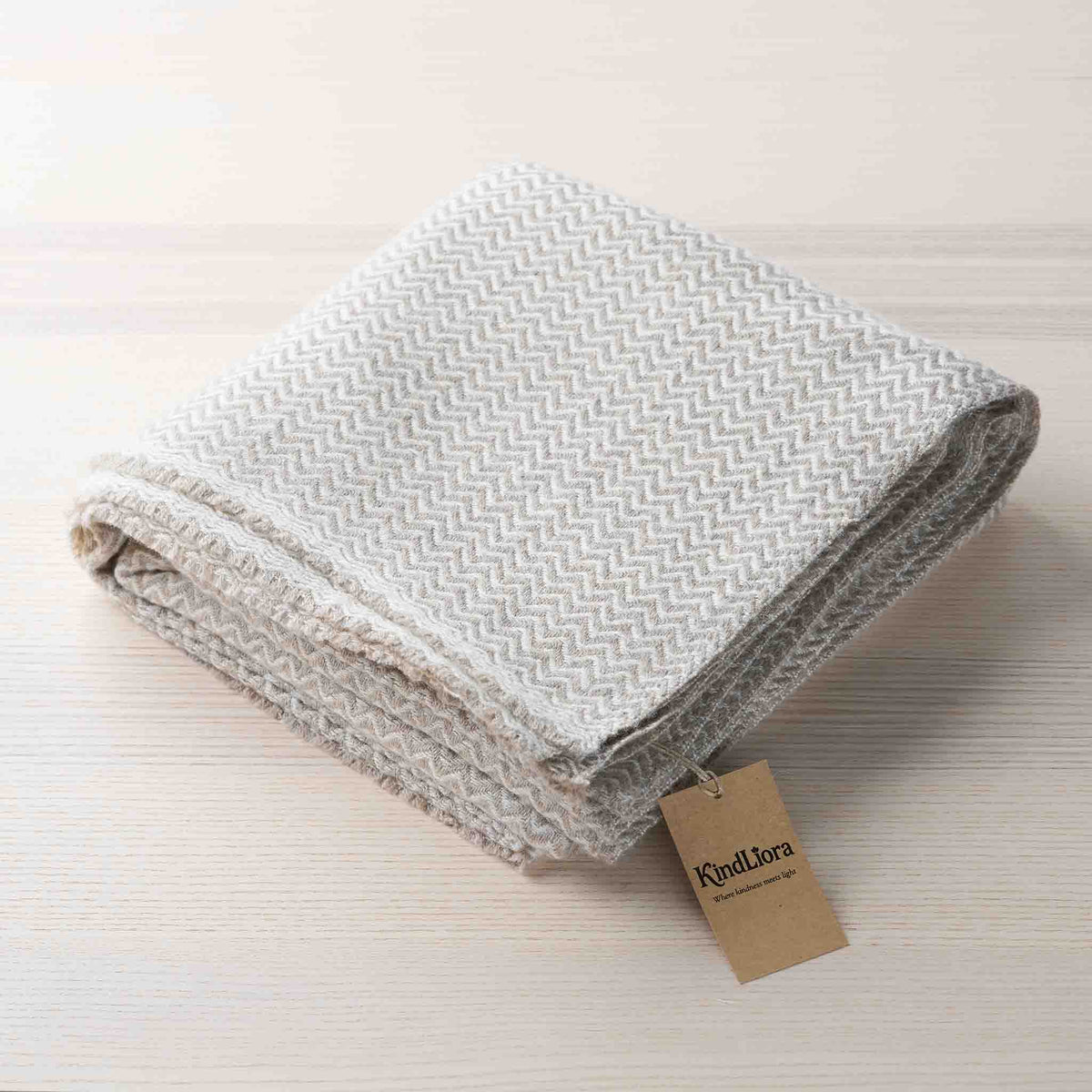 Throw – Camel Wave IV
