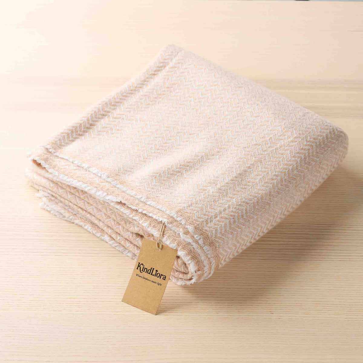Throw – Light Camel Wave