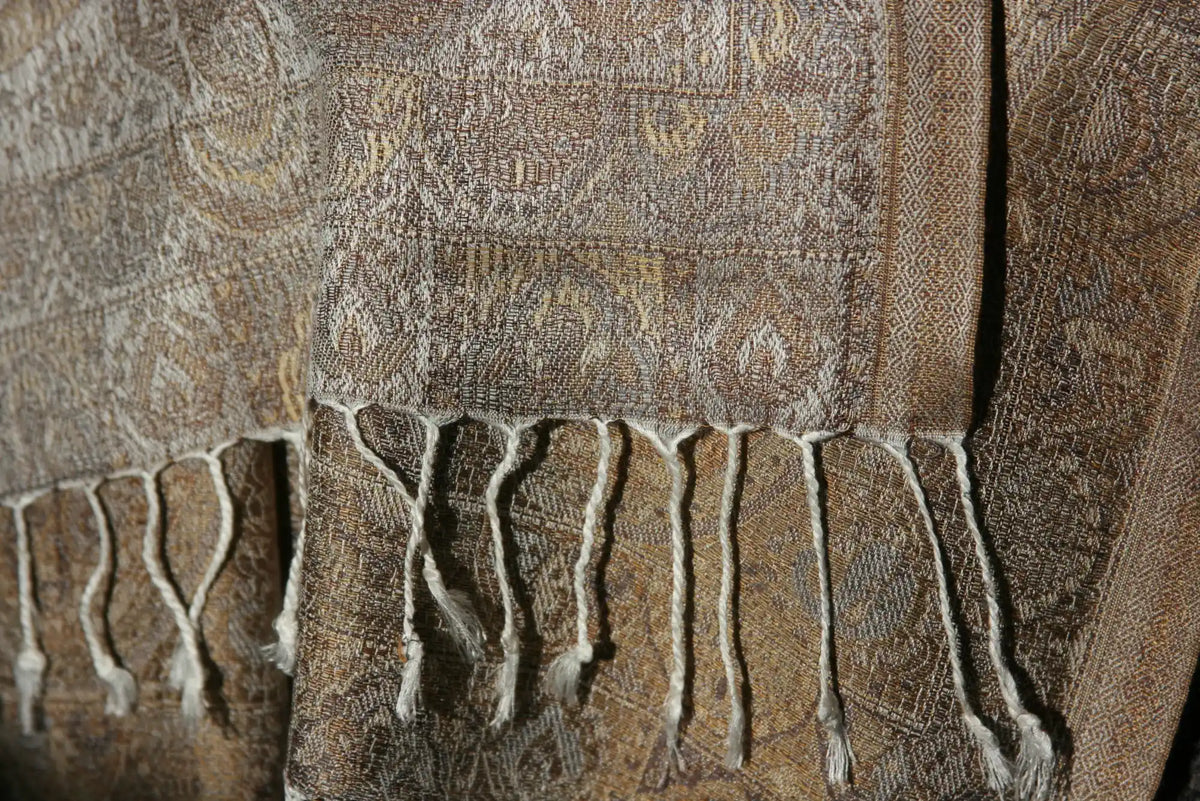 Cashmere Silk Jacquard Wrap – Taupe Paisley – Taupe Steel Gold