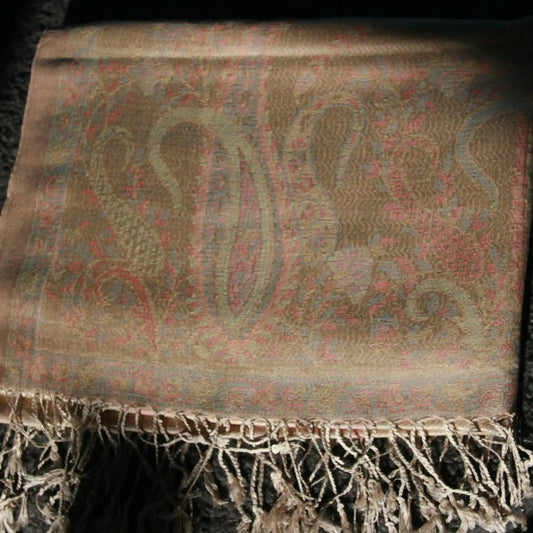 Cashmere Silk Jacquard Wrap – Dust Paisley – Soft Golden Dusty Rose